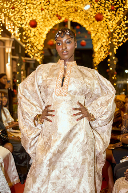 Robe brocard perlée nude