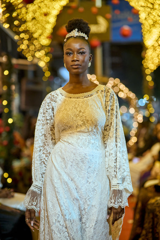 Robe en dentelle blanche