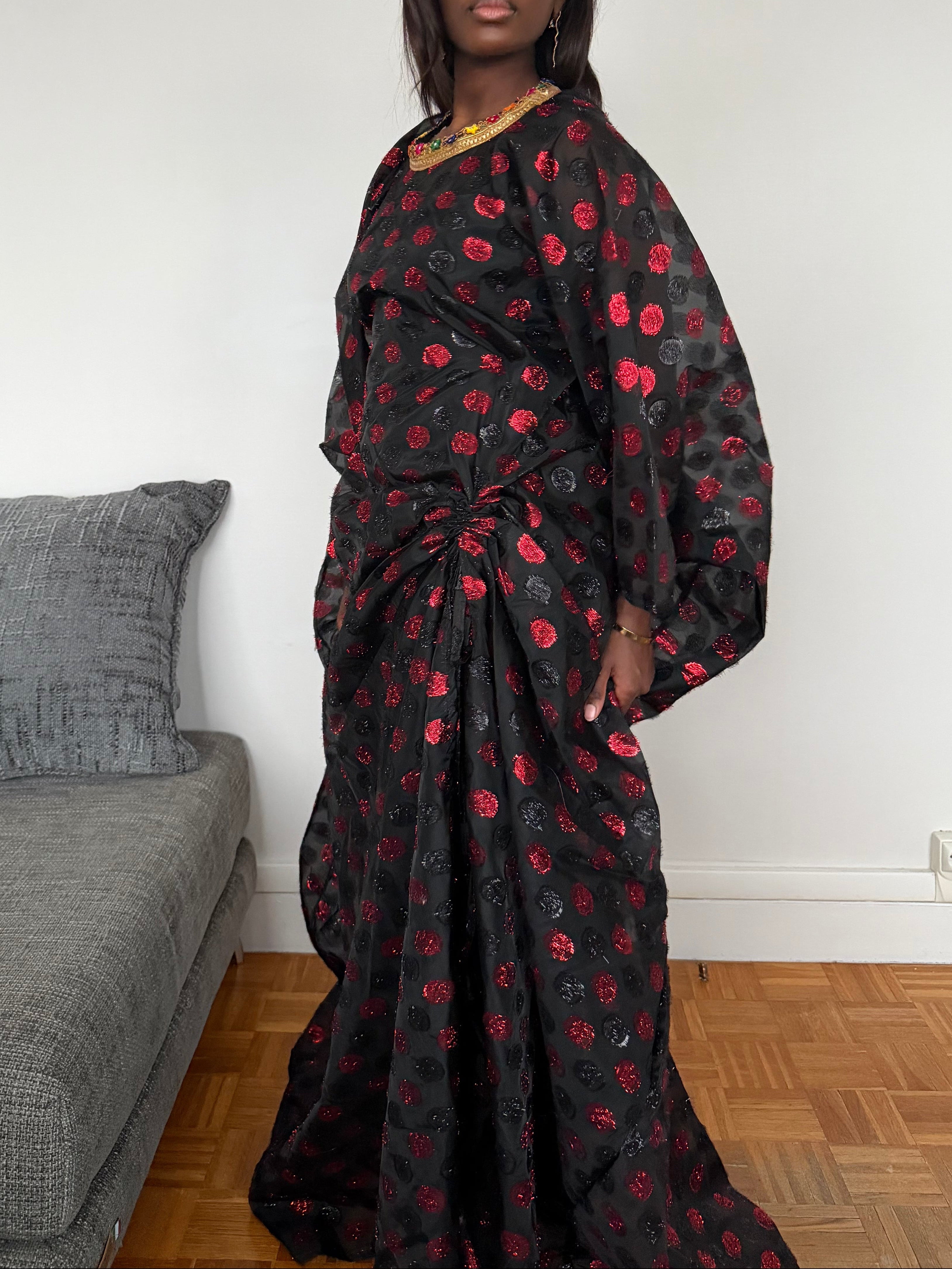 Tunique en organza et brocard noir